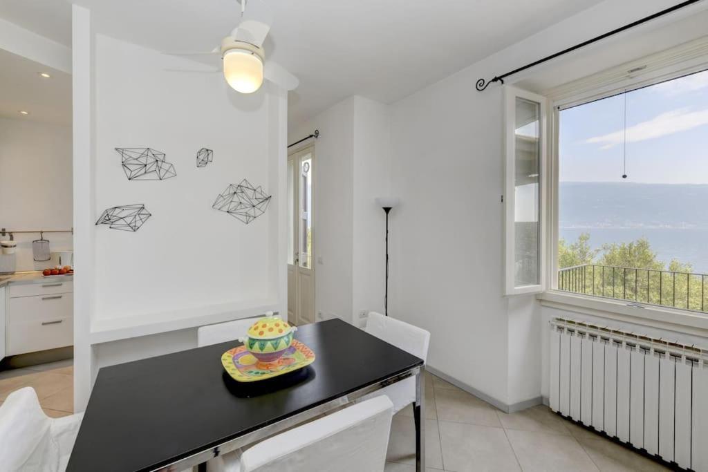 Oleandro Apartment Directly On The Lake Гарняно Екстериор снимка