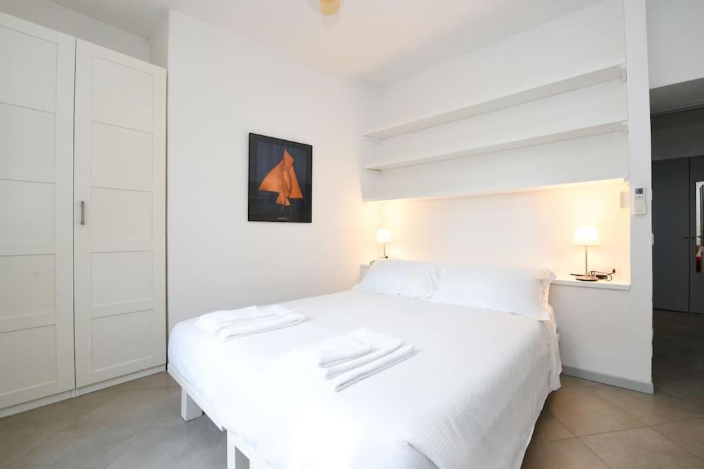 Oleandro Apartment Directly On The Lake Гарняно Екстериор снимка